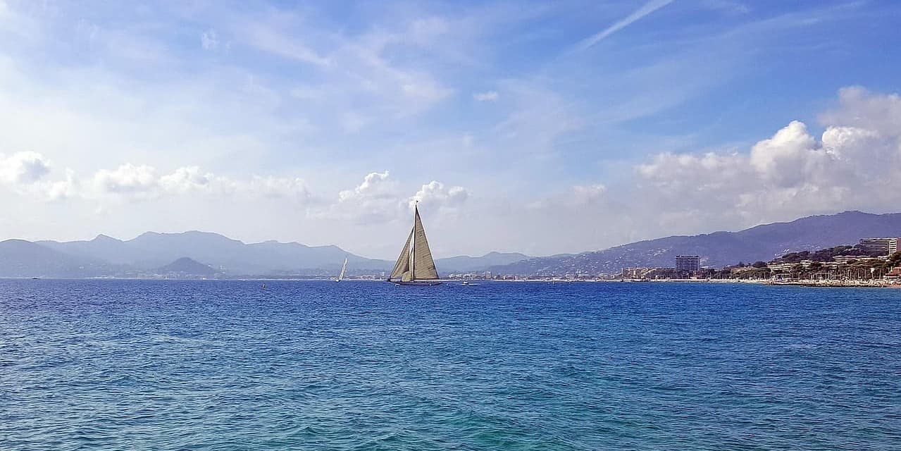 Day 5 - 8 Sailing from Santo Stefano al Mare (IM)