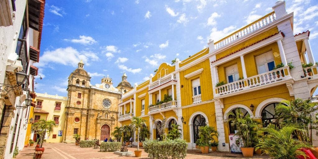 Day 6. Medellín and Cartagena - Departure and arrival transfers