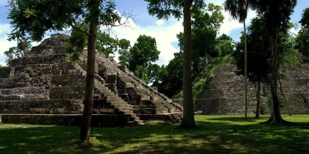 DÍA 6 • FLORES – YAXHÁ – FLORES – CIUDAD DE GUATEMALA