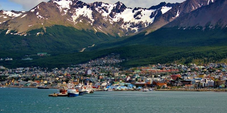 USHUAIA / EL CALAFATE