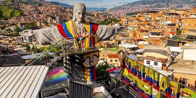 DÍA 2 • MEDELLÍN