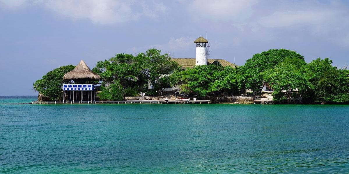 DÍA 12. (sábado) CARTAGENA – VISITA A LAS ISLAS DEL ROSARIO – ISLA SAN PEDRO DE MAJAGUA