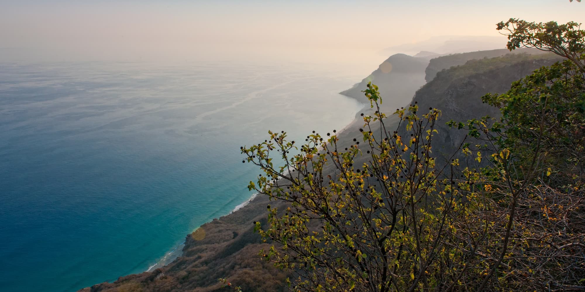 Day 4: Full-Day West Dhofar Coastal & Mountain Tour