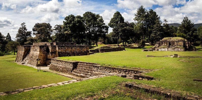ANTIGUA GUATEMALA/IXIMCHE/PANAJACEL