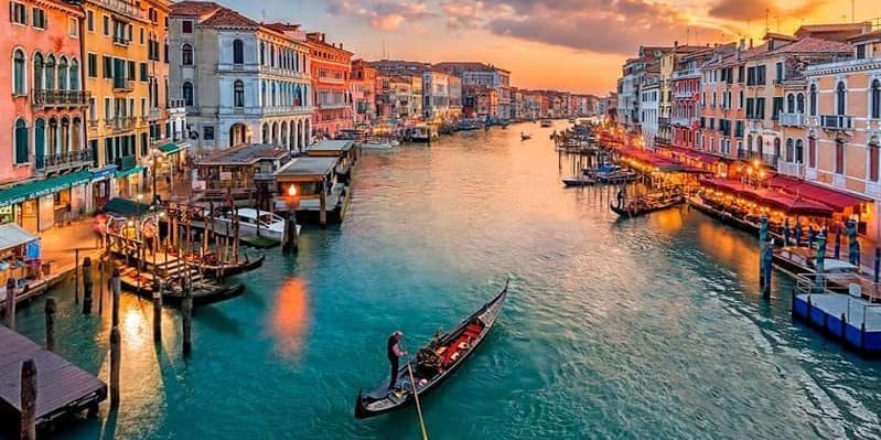 DÍA 12 • VENECIA - ROMA