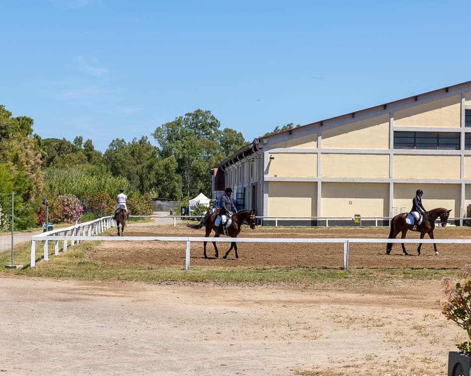 Horse Country Club Resort Hotel