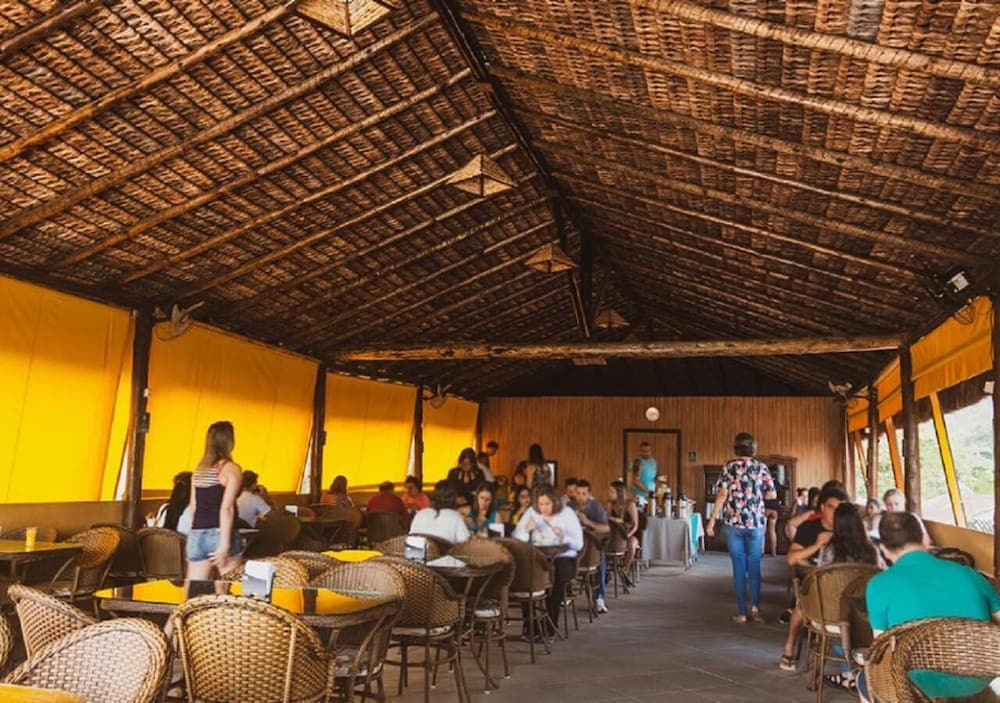 Pousada Lonier Praia Inn