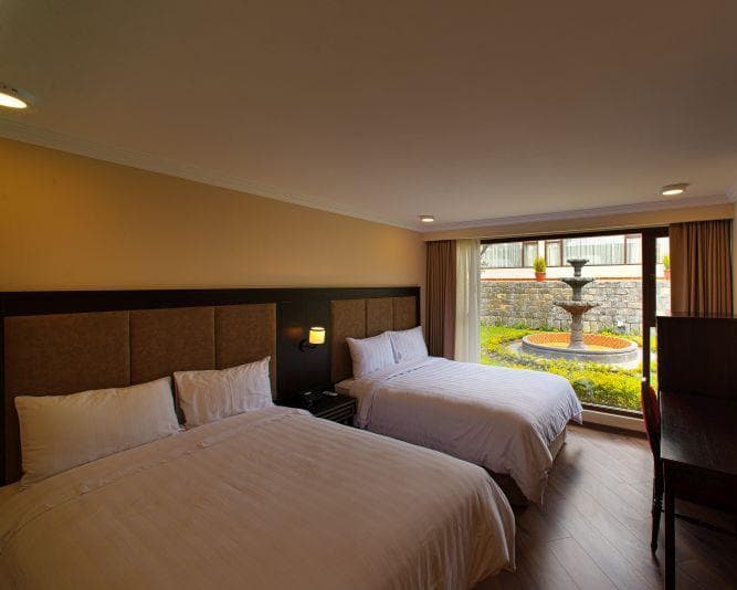 QUINDELOMA ART HOTEL & GALLERY