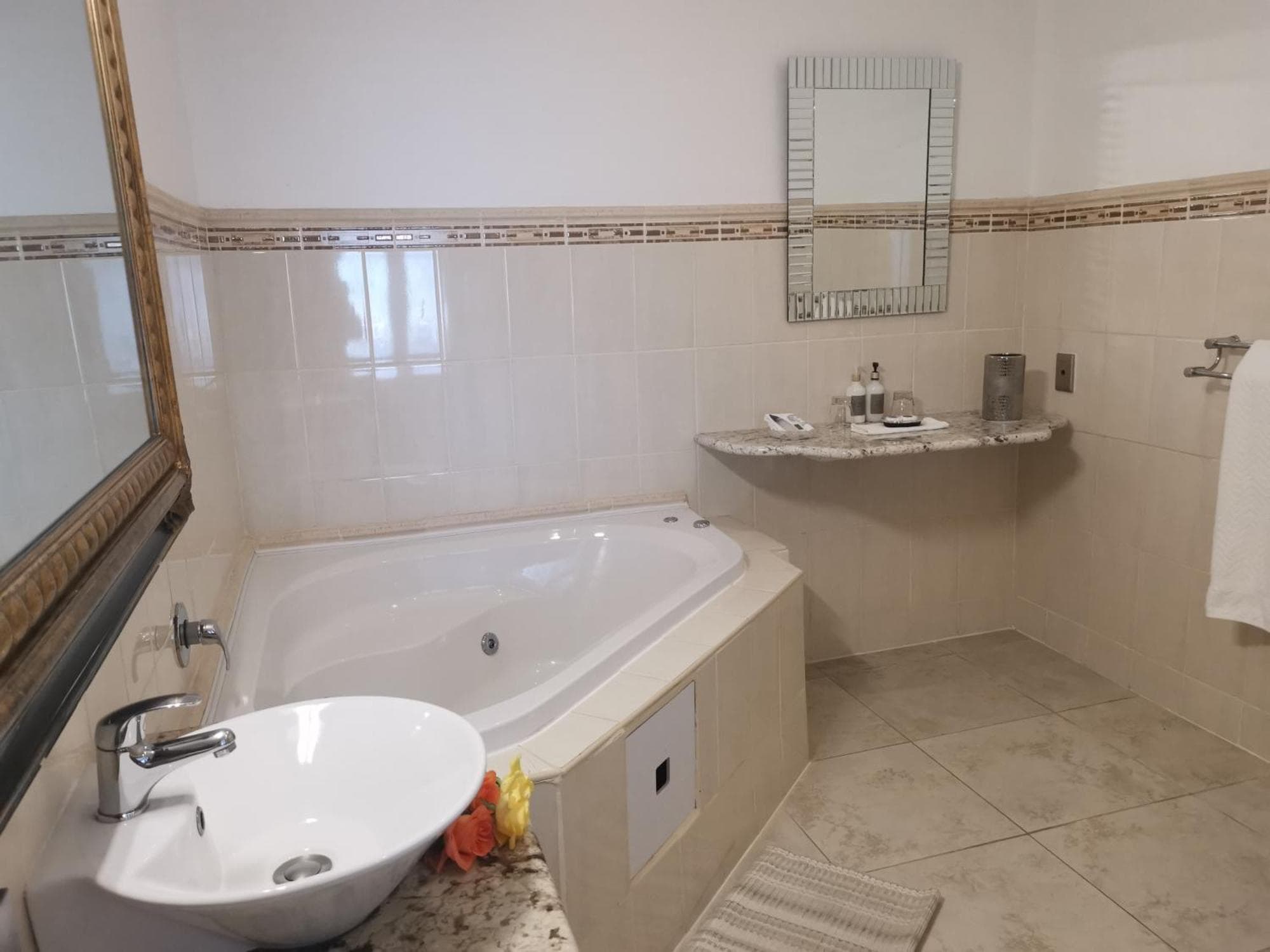 Misty Waves Boutique Hotel