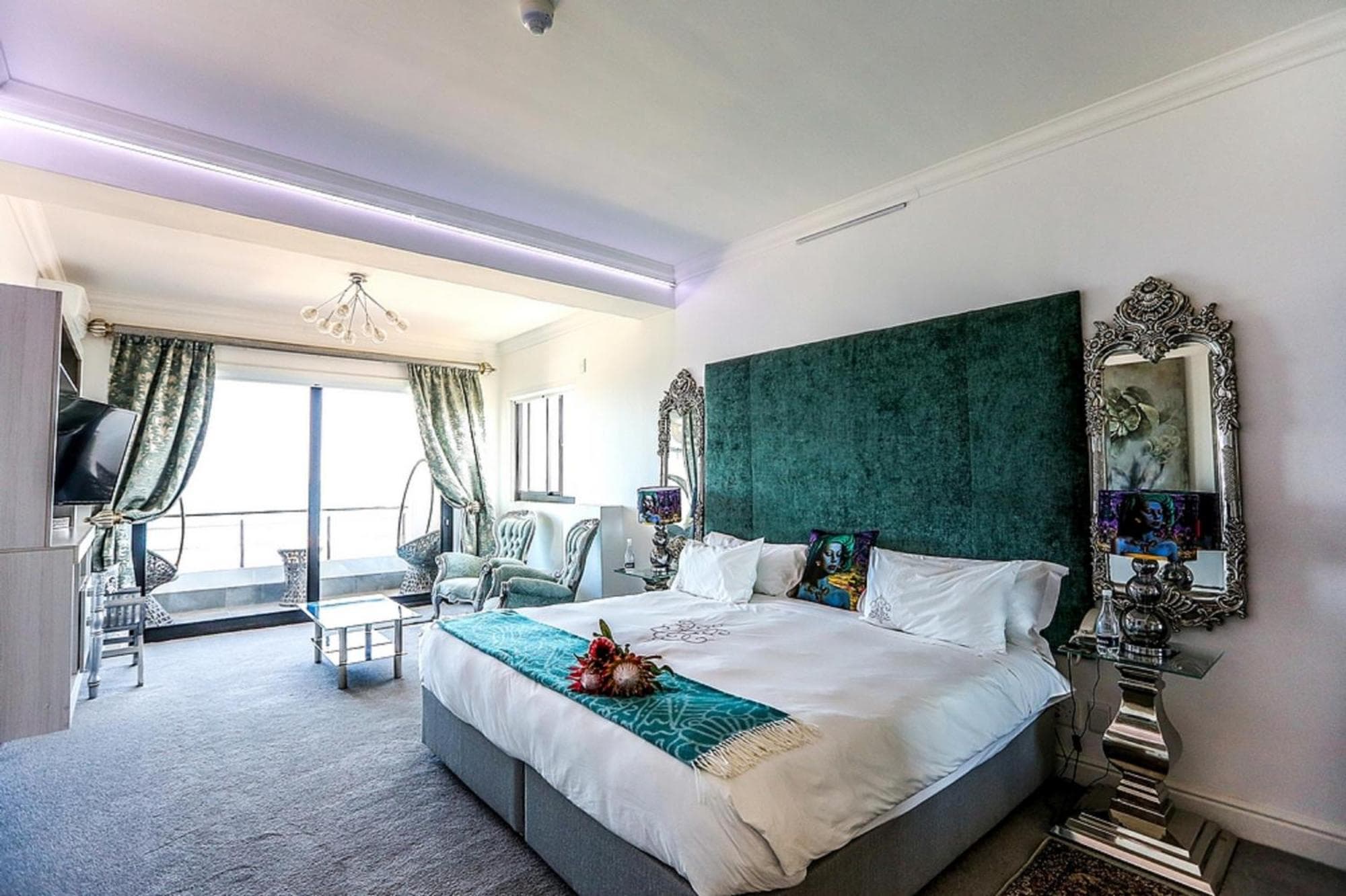 Misty Waves Boutique Hotel