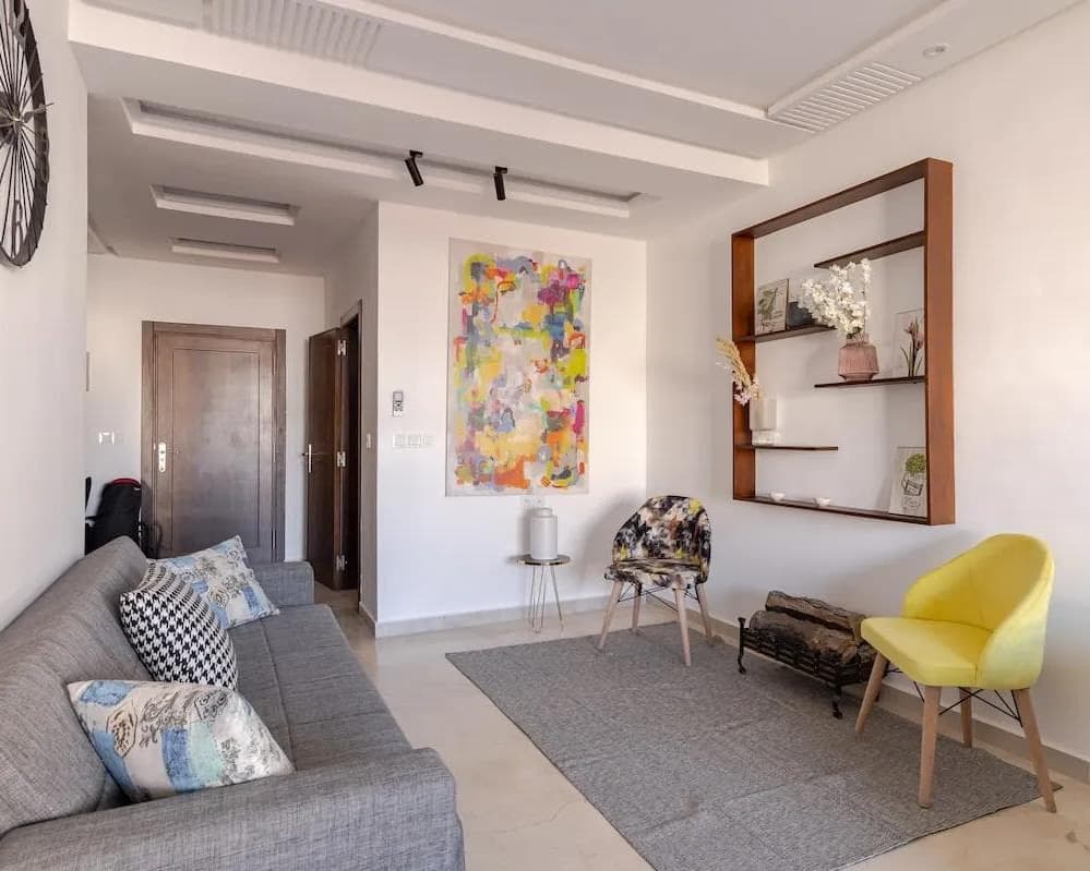 Comfortable Suite with Balcony - Beach & TGV Station