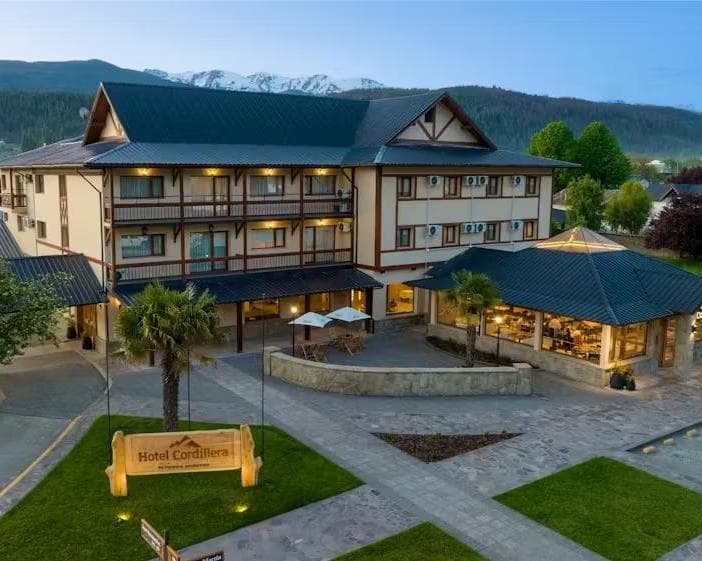 Hotel Cordillera