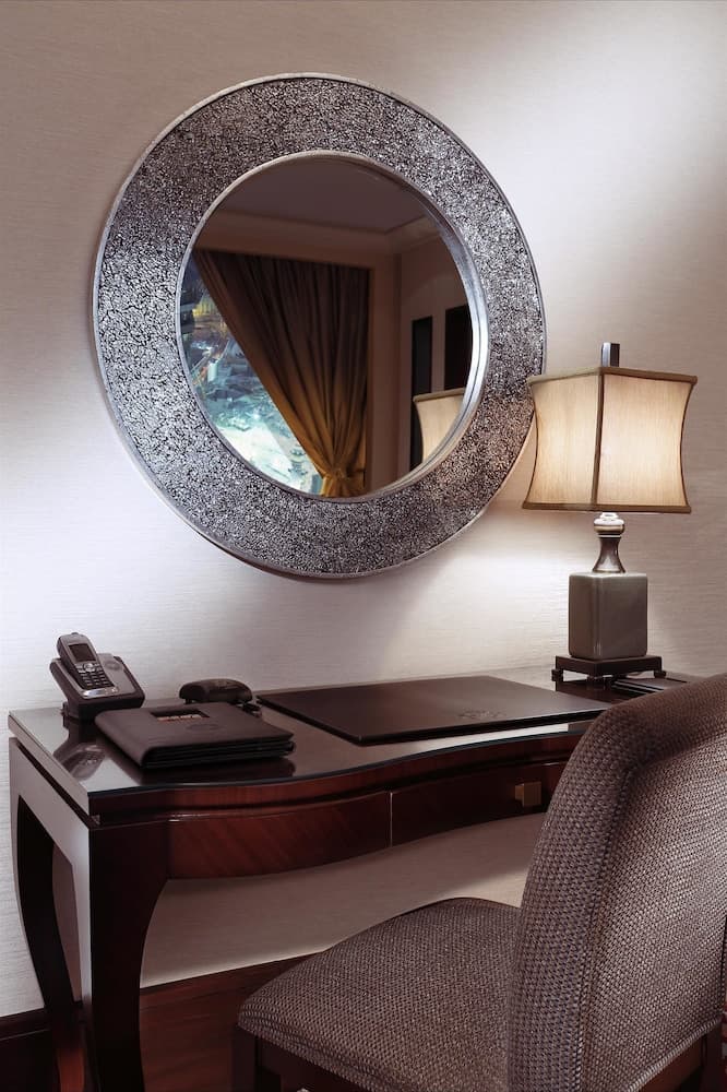 Makkah Clock Royal Tower - A Fairmont Hotel