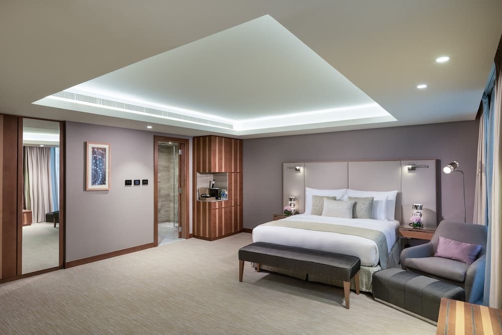 Grand Millennium Muscat, Room