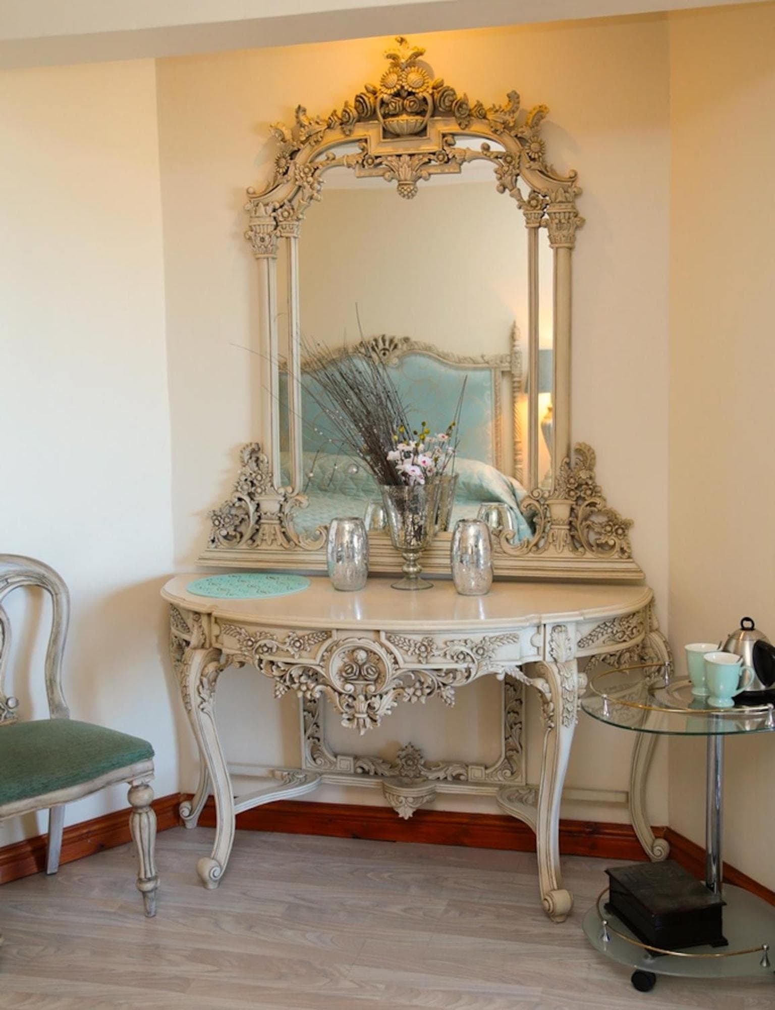 Misty Waves Boutique Hotel