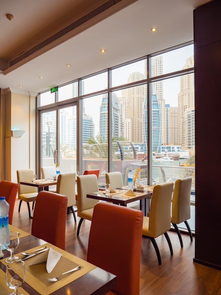 Signature Hotel Apartments & Spa Marina