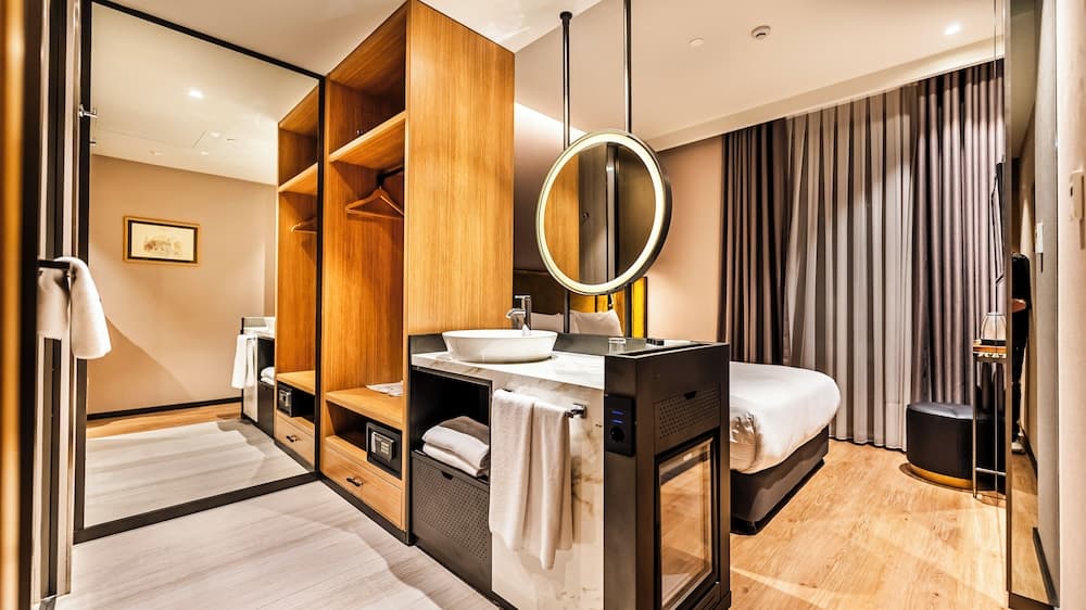 Lamartine Hotel