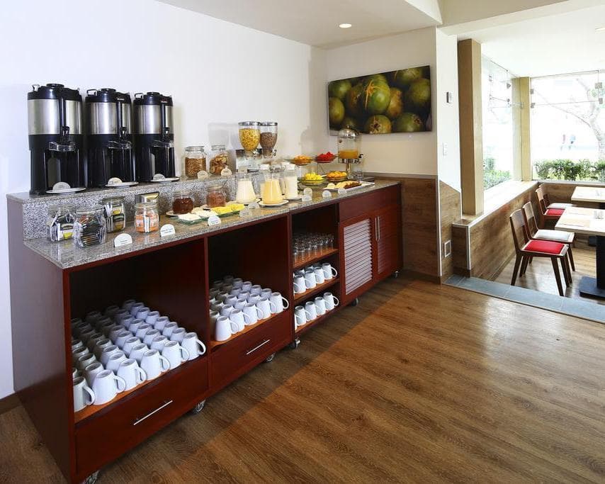 CASA ANDINA STANDARD MIRAFLORES SAN ANTONIO