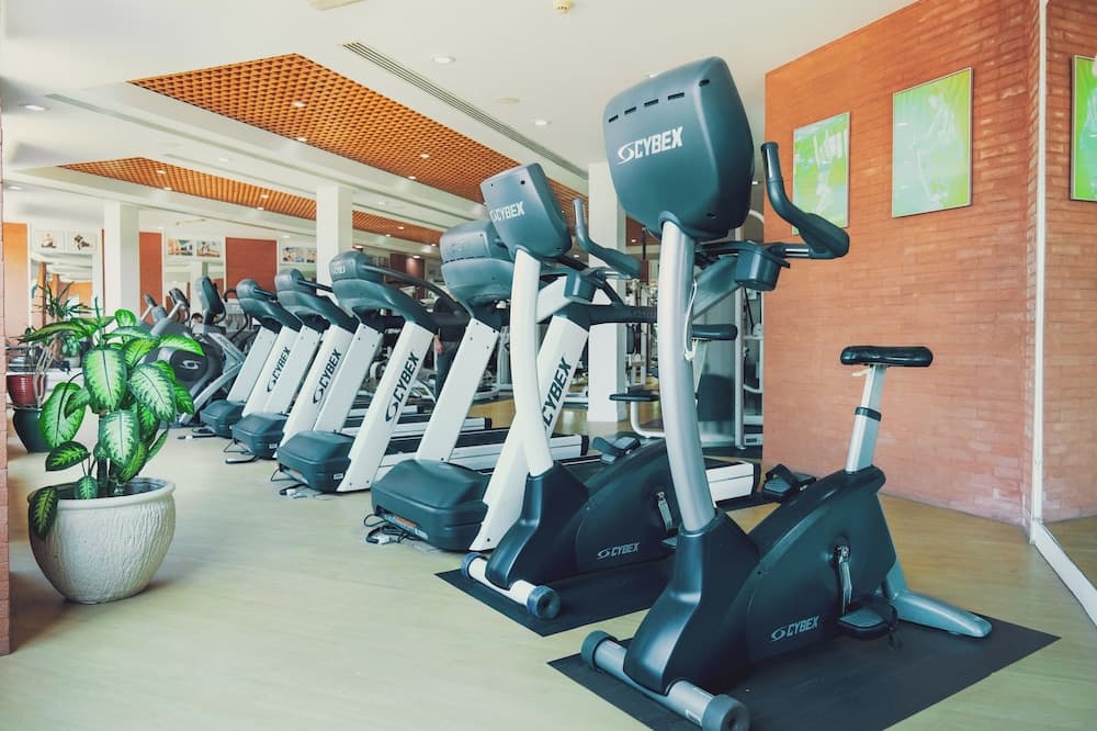 Dubai Marine Beach Resort & Spa