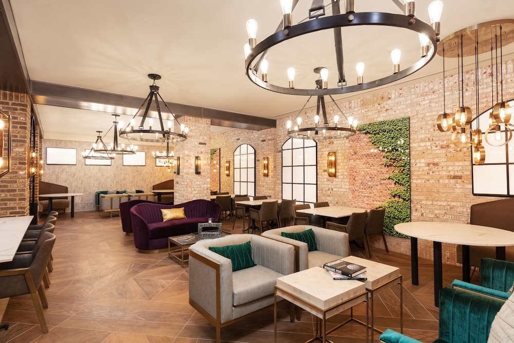 Westgate New York Grand Central, Lobby lounge