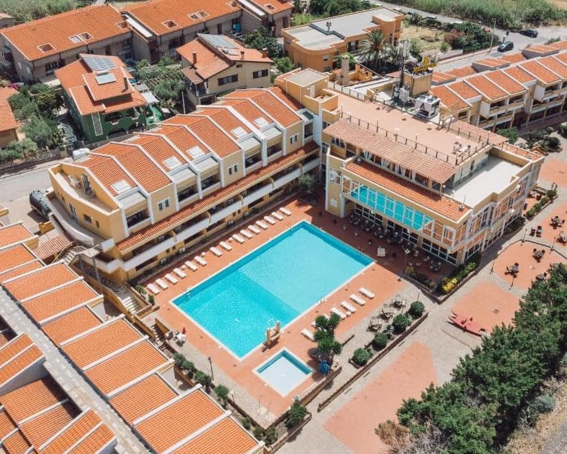 Club Malaspina Hotel & Resort