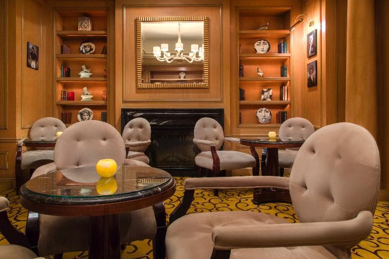 Kempinski Nile Hotel, BAR