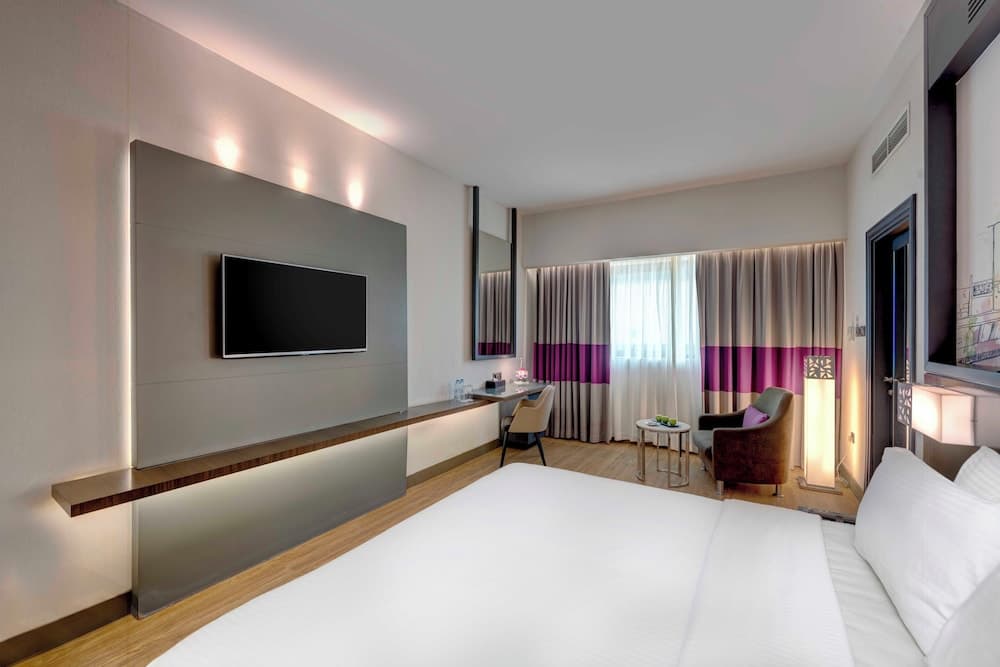 Howard Johnson Plaza By Wyndham Dubai Deira