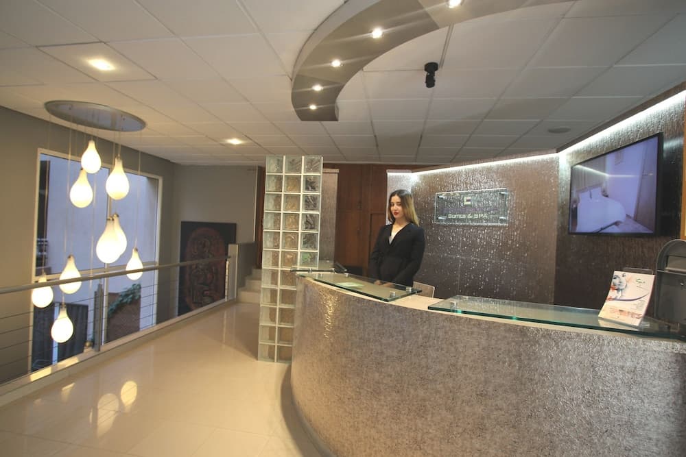 Casablanca Suites & SPA