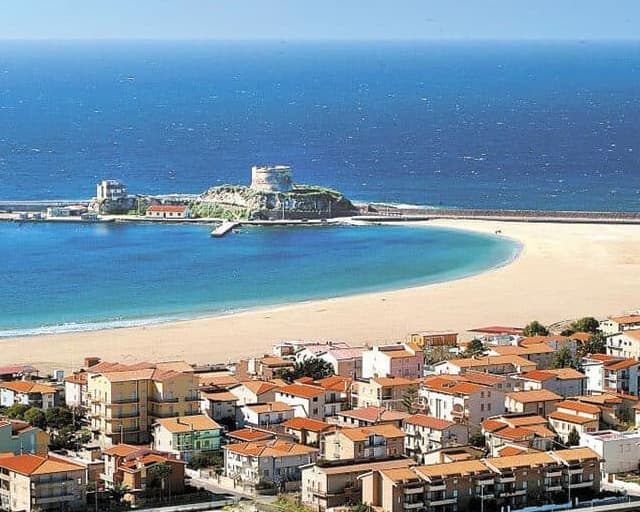 Club Malaspina Hotel & Resort