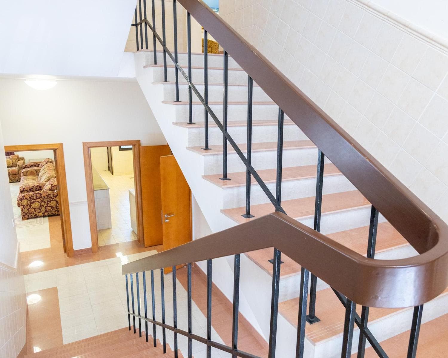 Al Shatti Villas