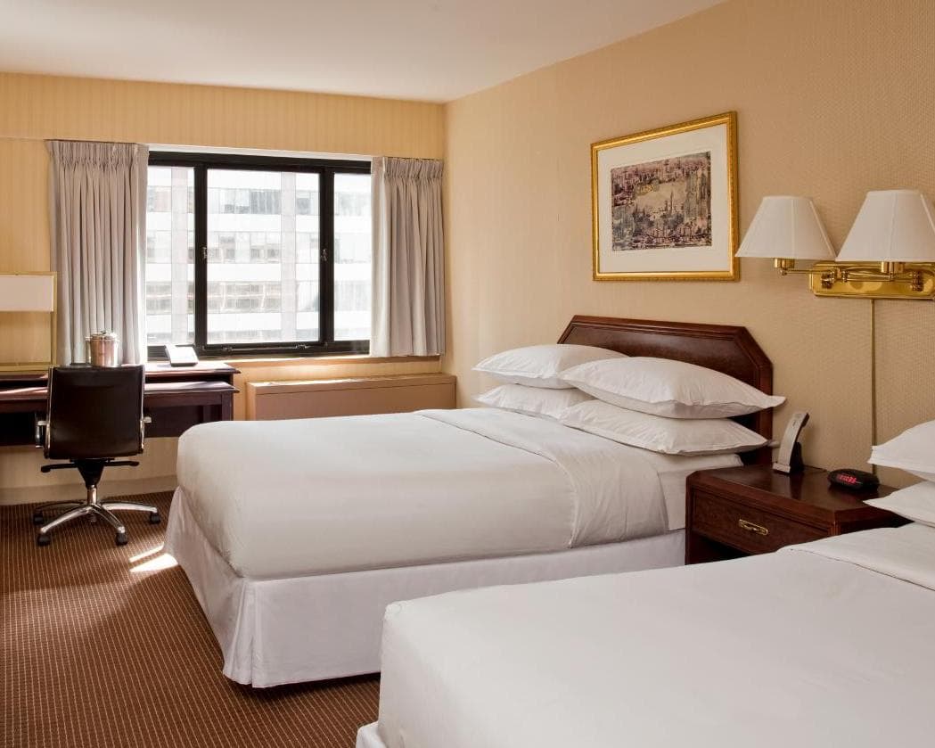 Manhattan At Times Square - Semana Santa 2025 5N