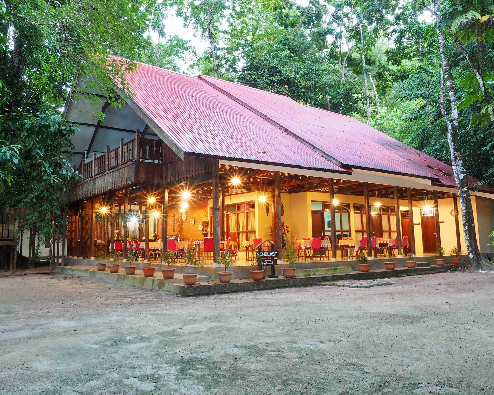 Waiwo Dive Resort