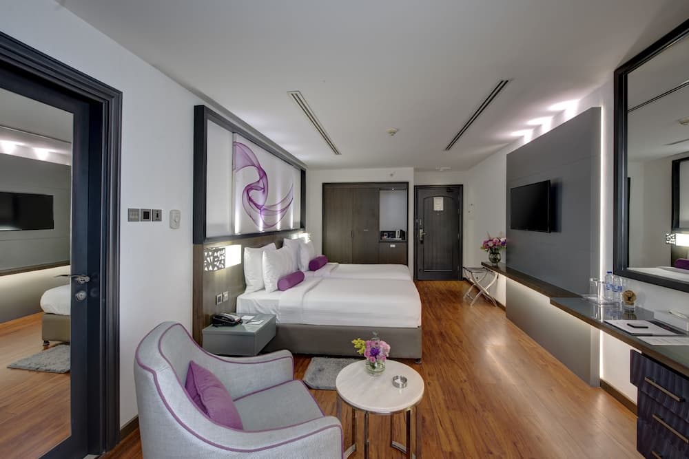 Howard Johnson Plaza By Wyndham Dubai Deira