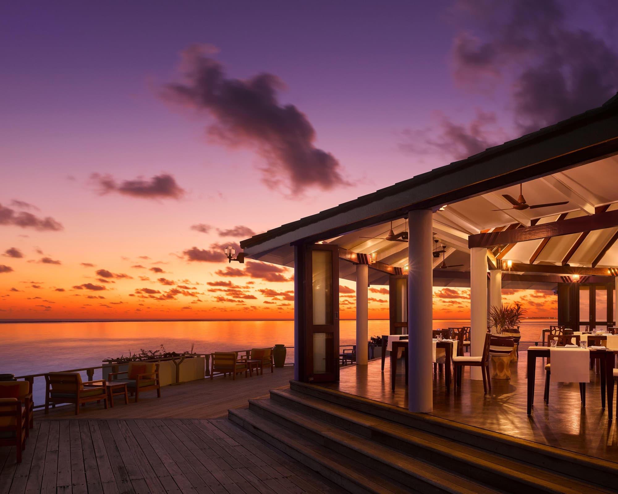 Villa Park, Sun Island