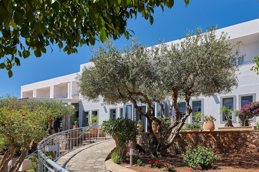 OLD555-Vasia Ormos Only Adults- Creta GATTINONI 