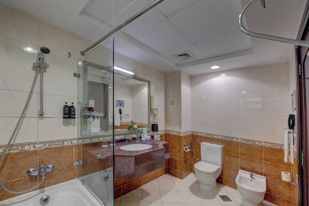 Howard Johnson Plaza By Wyndham Dubai Deira
