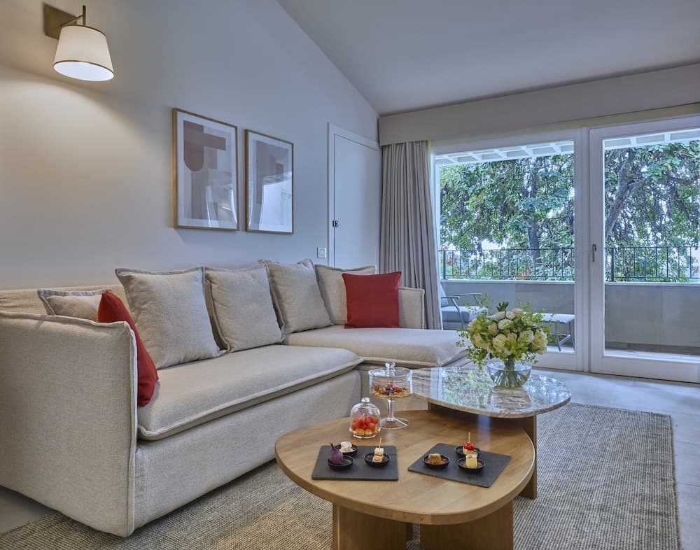 Conrad Chia Laguna Sardinia - GATTINONI