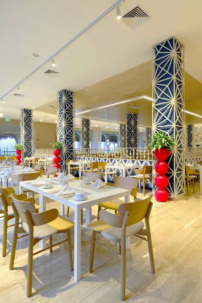 Grand Palladium Colonial Resort & Spa All Inclusive