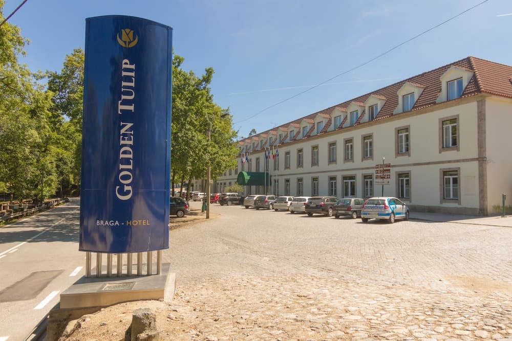 Golden Tulip Braga Hotel & Spa, Piscina externa