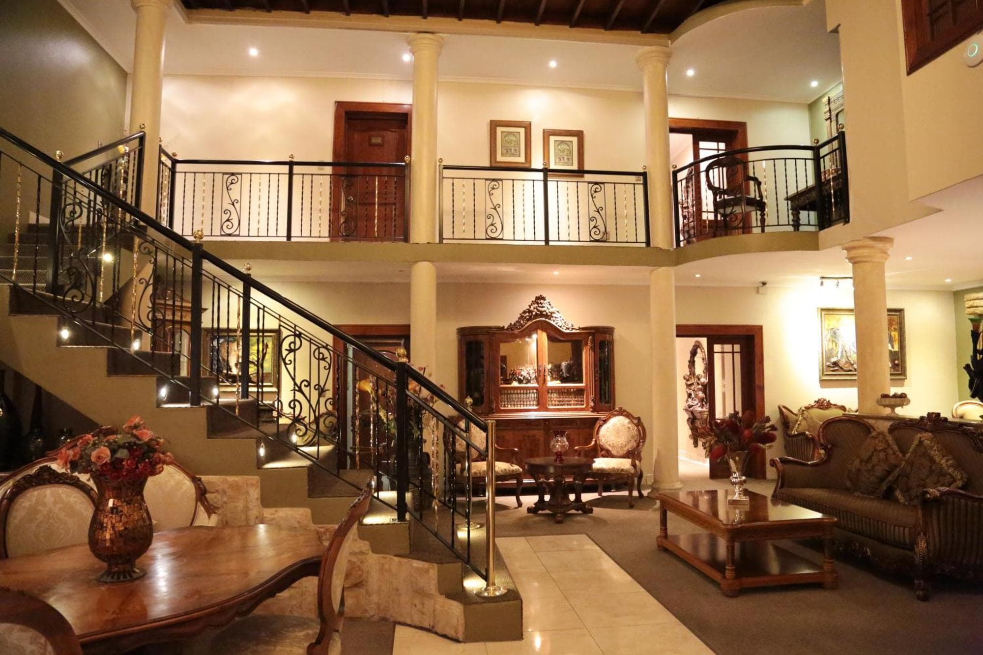 Misty Waves Boutique Hotel