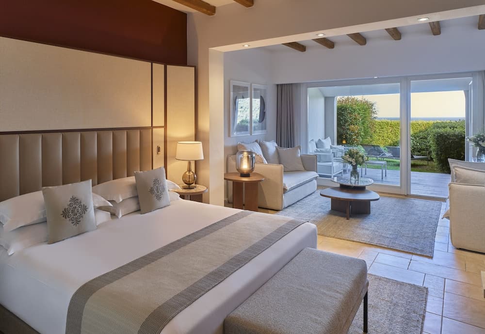 Conrad Chia Laguna Sardinia - GATTINONI