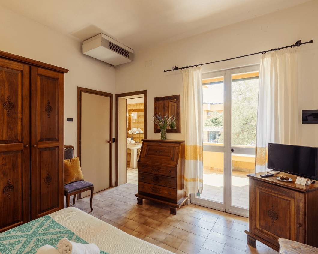 Malaspina Beach Resort