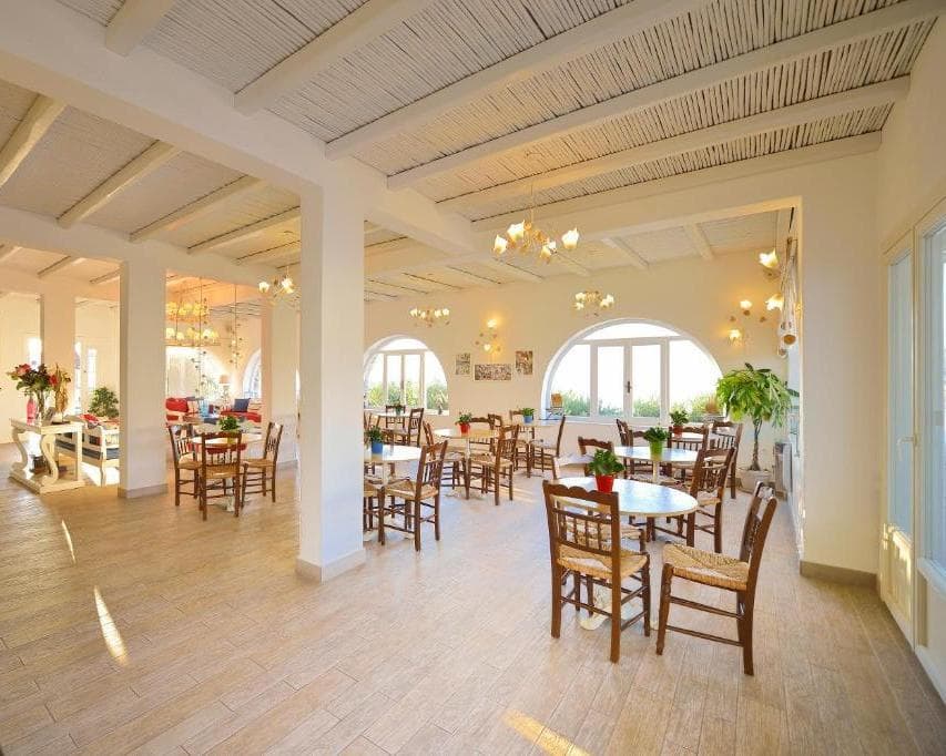 Pelican Hotel 