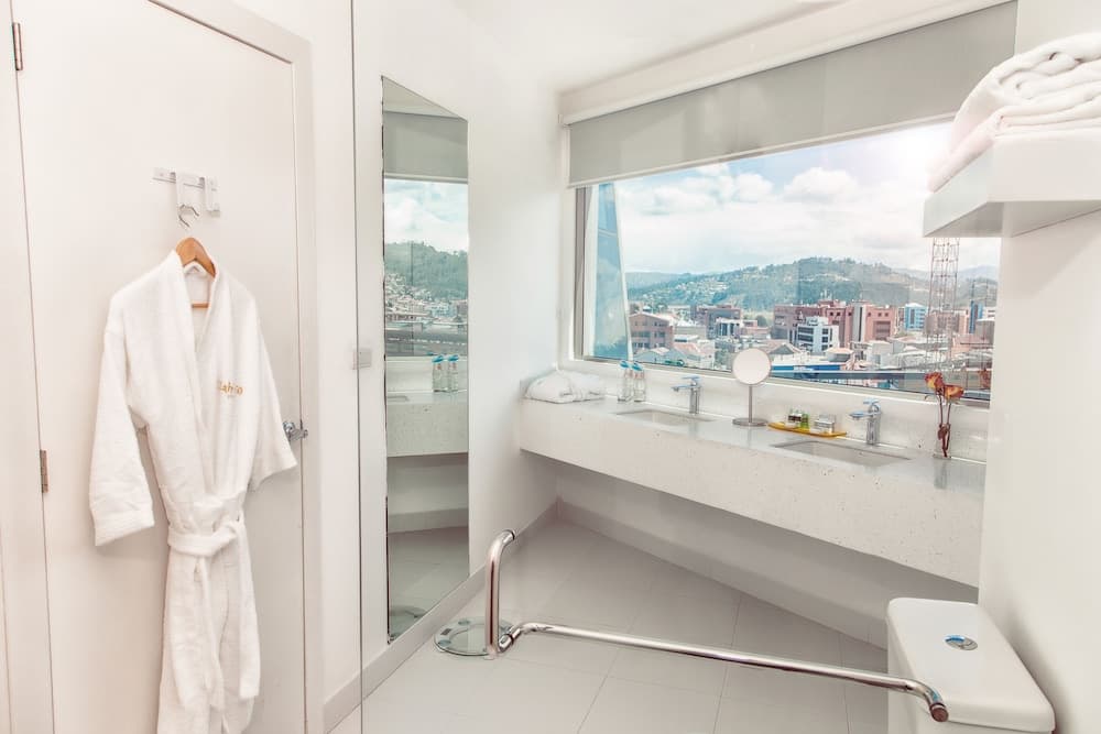 TRYP BY WYNDHAM CUENCA ZAHIR