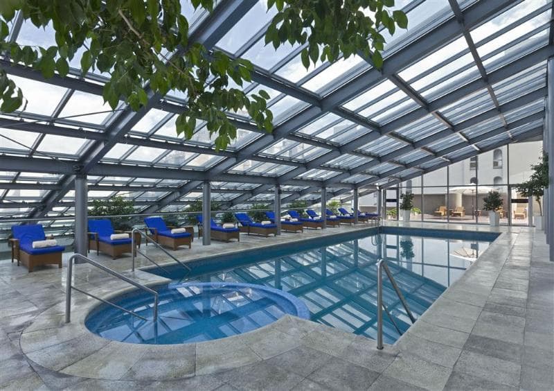 Sheraton Mendoza, PIS