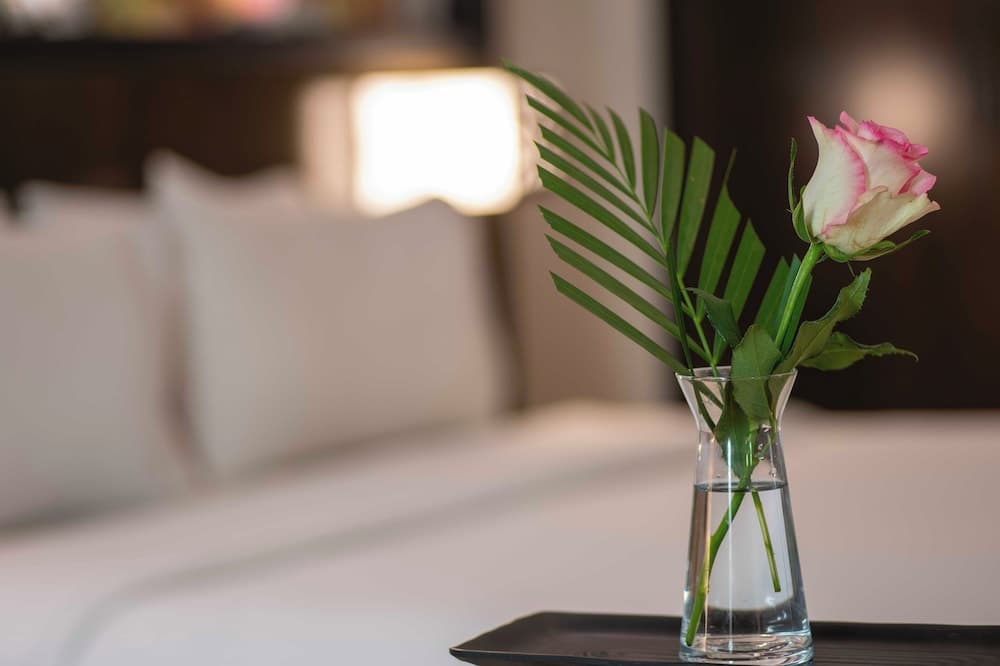 Howard Johnson Plaza By Wyndham Dubai Deira