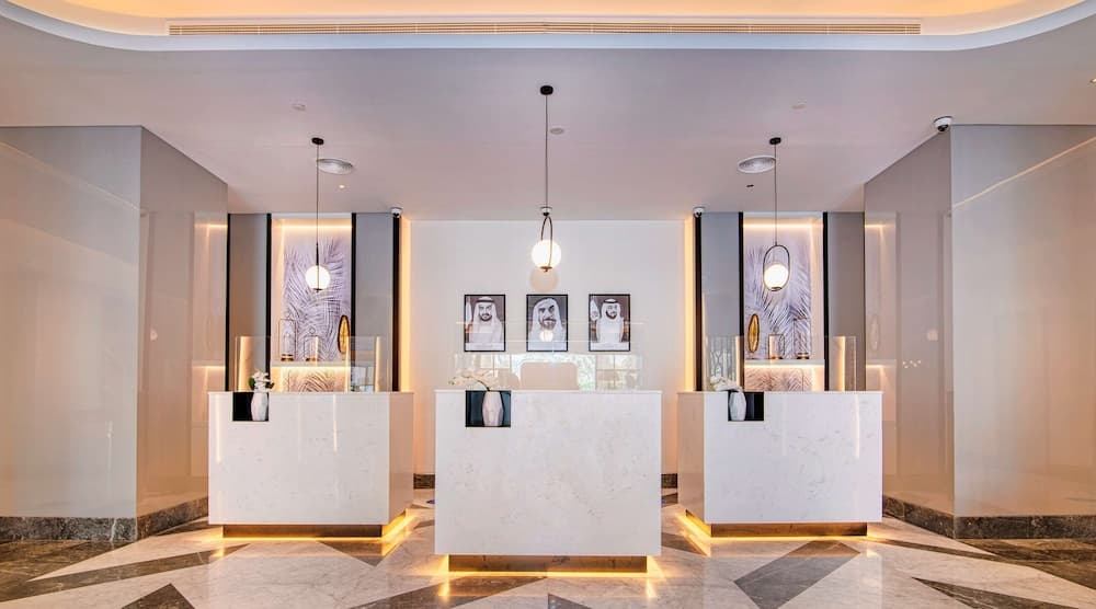 Radisson Blu Hotel & Resort, Abu Dhabi Corniche 2021/2022