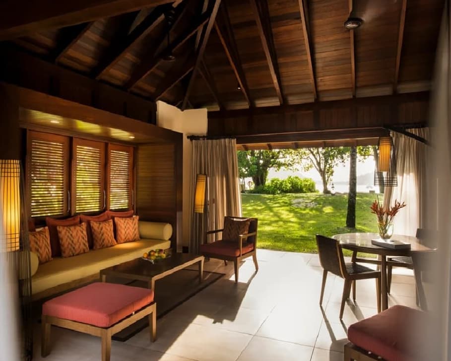 Constance Ephelia Seychelles - GATTINONI