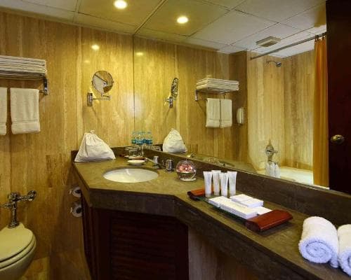 GHL Hotel Lago Titicaca o Similar