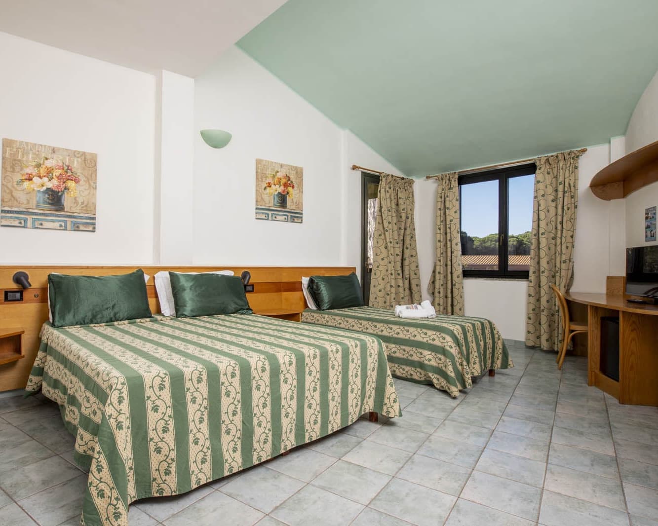 Horse Country Club Resort Hotel